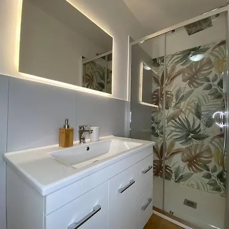 San Siro-city Life Elegant Apt W/ Private Tennis Apartment